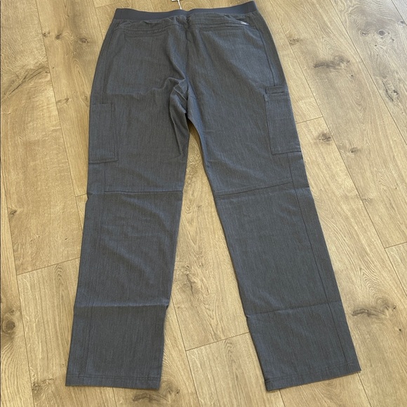 FIGS Axim Cargo Scrub Pants For Men – Graphite, 2XL Tall, NWT - Picture 4 of 13